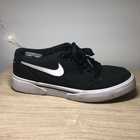 Nike SB black sneakers - Picture 2 of 3